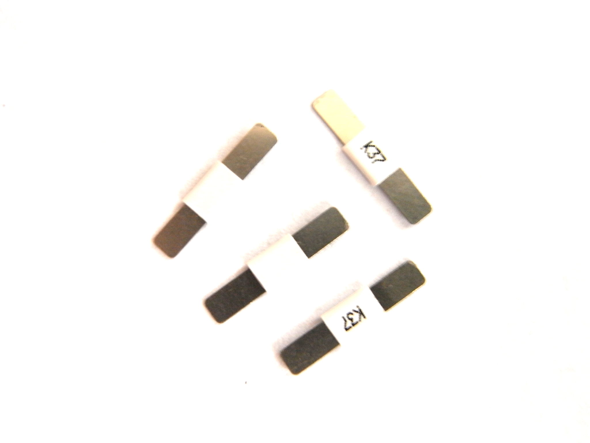 Strip patch self-recovery fuse
